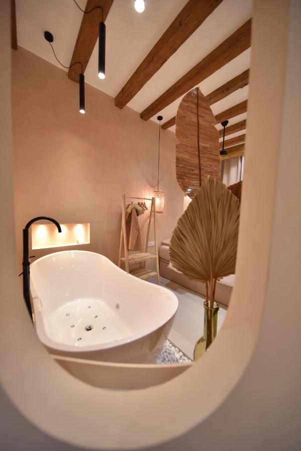 La Loge Du Reveur - Spa - Vieux-Lyon Zewnętrze zdjęcie